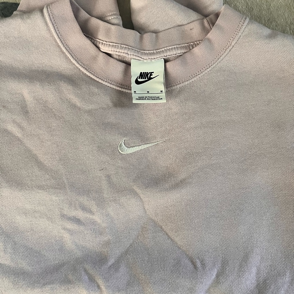Nike Women's Soft Purple Sweatshirt - Picture 3 of 4